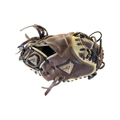 Used Akadema TORINO BB/SB Catchers RH Throw None 33" 10299-S000299816