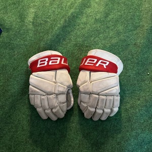 White Junior Bauer Vapor Elite Gloves 11" (Used)