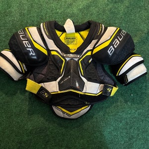 Bauer Supreme 2S Pro Shoulder Pads (Used) | Junior Small