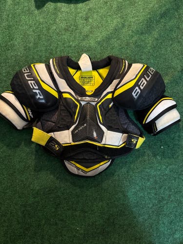 Bauer Supreme 2S Pro Shoulder Pads (Used) | Junior Small