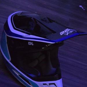 Men's Medium Answer Bike Helmet (Used)