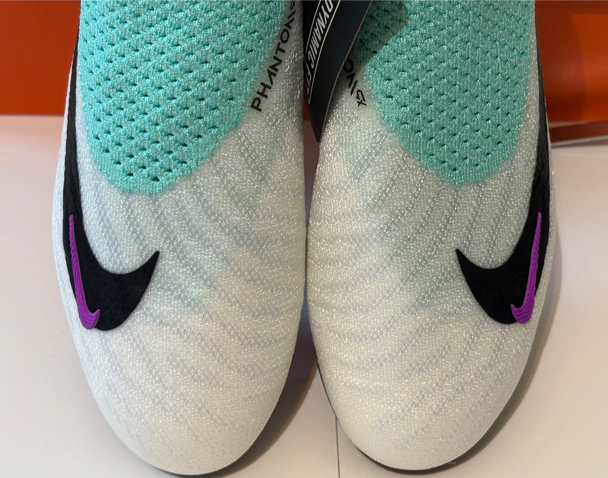 Size 6.5 NIKE PHANTOM GX ELITE DF SG-PRO  display picture 2