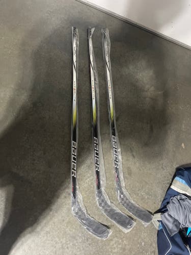 Senior Bauer Vapor Hyperlite 2 Left Hand Hockey Stick P92 (New)