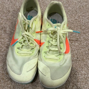 Unisex Size M 6.5 (W 7.5) Nike Cleats (Used)