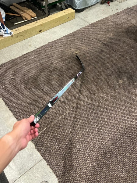 Used Intermediate CCM Jetspeed FT8 Pro Right Handed Hockey Stick P28M  )