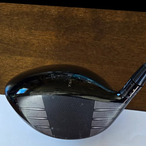Men's Titleist TSR2 Right Handed Driver 9° W AUTOFLEX SF505 STIFF SHAFT