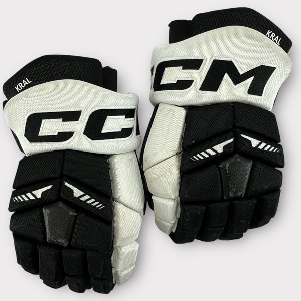Pro Stock Used 14" CCM HGTKPP Tacks Wilkes-Barre/Scranton Pittsburgh Penguins Hockey Gloves