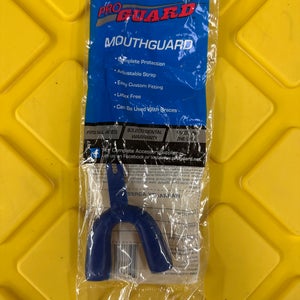 Mouthguard strapped for cages-new in packing