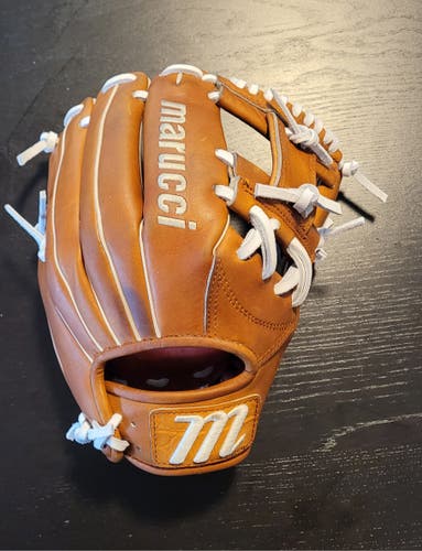 2024 Marucci RH Capitol Series Baseball Glove 11.5" (Used)