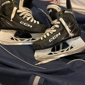 CCM AS-550 Hockey Skates Regular Width Size 4 (Used)