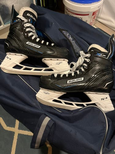 Bauer XLP Hockey Skates Regular Width 9 (Used)