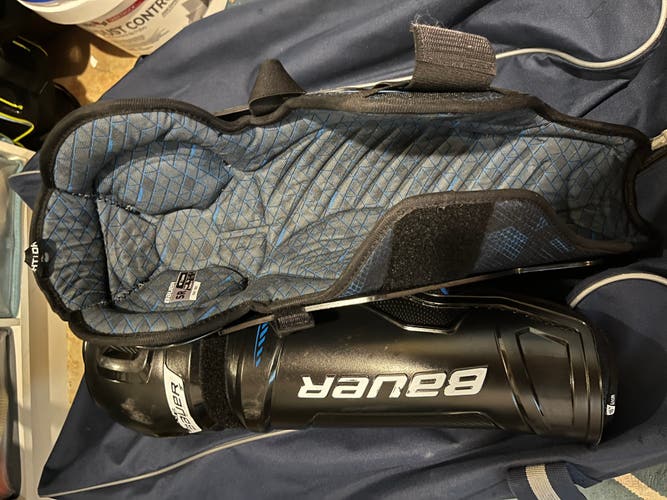 Senior Bauer 16" Shin Pads (Used)