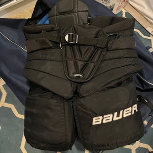 Intermediate Small Bauer Hockey Goalie Pants (Used)