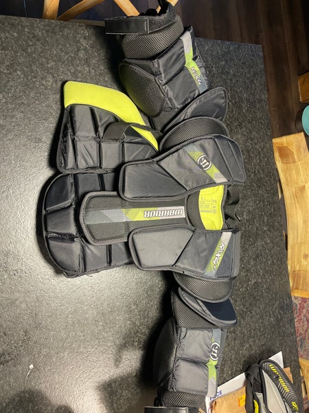 Large/Extra Large Warrior RITUAL X4 E Goalie Chest Protector (Used)