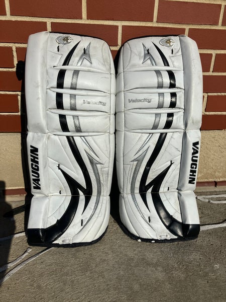 White 24" Youth Vaughn Velocity V4 Goalie Leg Pads (Used)