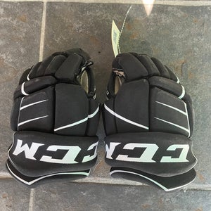 Black Youth CCM JetSpeed FT350 Gloves 10" (Used)