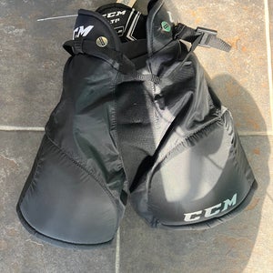 Black Youth Medium CCM LTP Hockey Pants (Used)