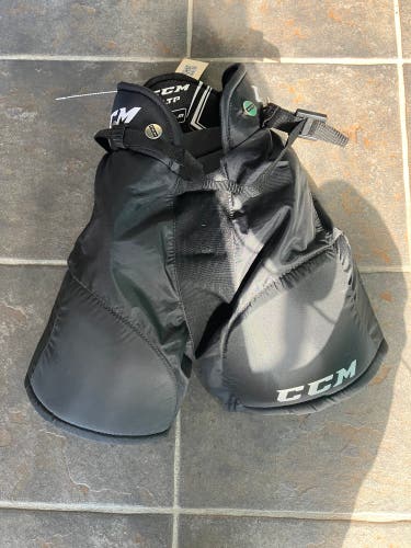Black Youth Medium CCM LTP Hockey Pants (Used)