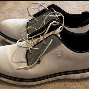 Men's Size M 12.0 (wide)Footjoy Traditions Golf Shoes (Used)