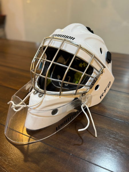 Senior Warrior Ritual F2E Goalie Mask (Used)