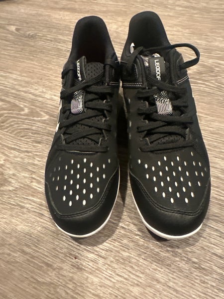 Black Kid's 5Y (Big Kids / Youth) Under Armour Leadoff low rm Low Top Molded Cleats (New)