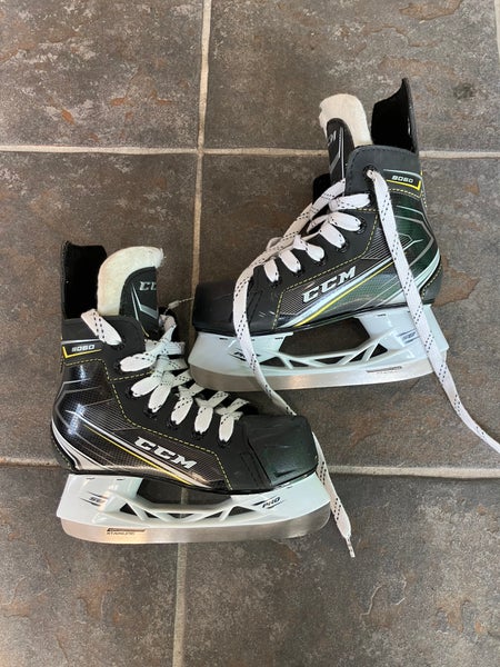 Youth CCM Tacks 9060 Hockey Skates Regular Width 13 (Used)