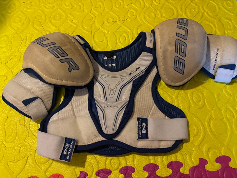Medium Junior Bauer Shoulder Pads (Used)
