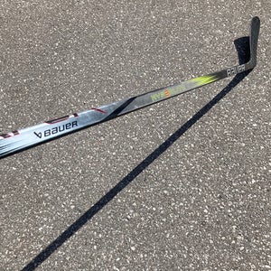 Bauer Vapor Hyperlite 2 Hockey Stick | LH P90TM