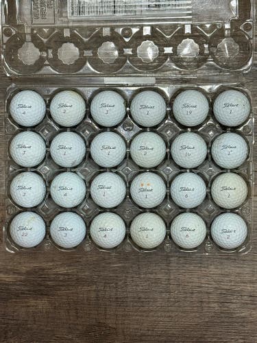 24 Titleist Pro V1x Golf Balls