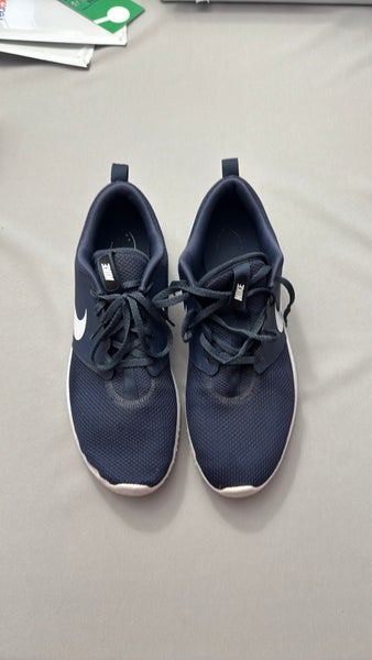 Men's Size M 11.5 (W 12.5) Nike Golf Shoes (Used)