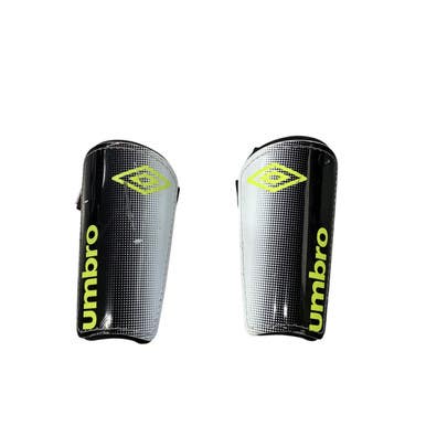 Used Umbro Soccer Shin Guards Junior Black MD 11760-S000081149