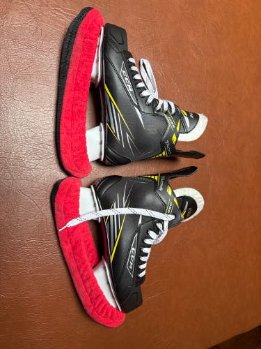 CCM Tacks 1092 Hockey Skates 6 (Used)