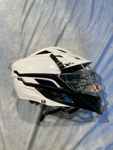 White Adult Cascade XRS Helmet (Used)