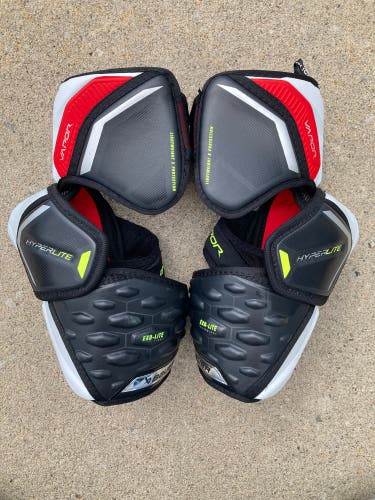 Senior Medium Bauer Vapor Hyperlite Elbow Pads
