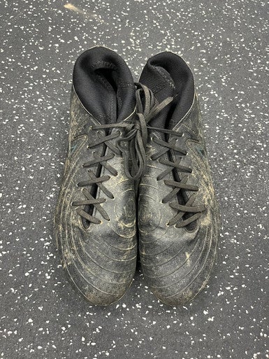 Used Nike Soccer Cleats Black Senior 7.5 11849-S000031105