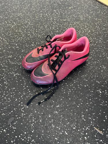 Used Nike Soccer Cleats Pink Junior 03 11849-S000031088