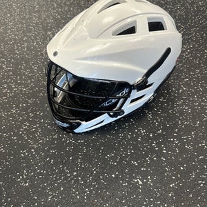 Used Cascade CASCADE CS-R Lacrosse Helmet White One Size 11849-S000031070