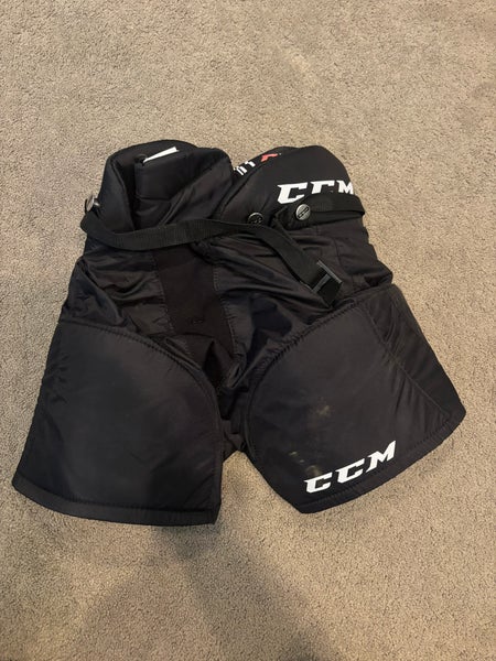 Men's Youth Medium CCM LTP Hockey Pants (Used)