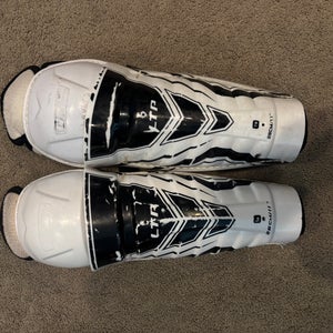 Youth CCM LTP 11 Shin Pads (Used)