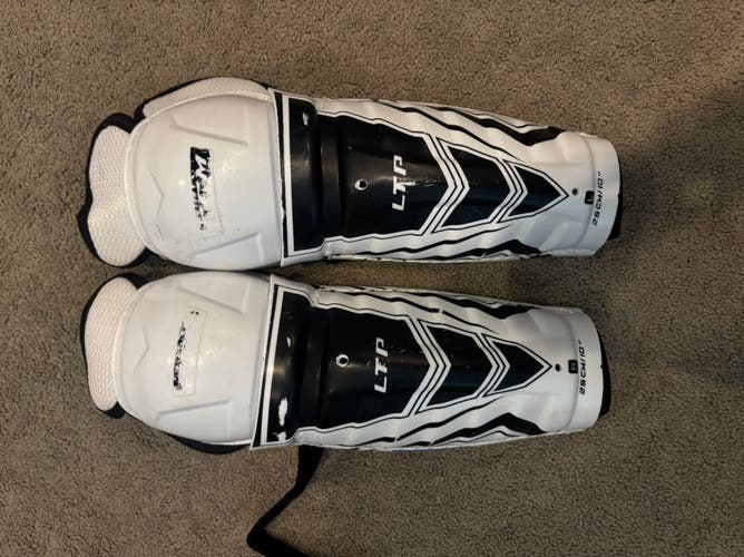 Youth CCM LTP 10" Shin Pads (Used)