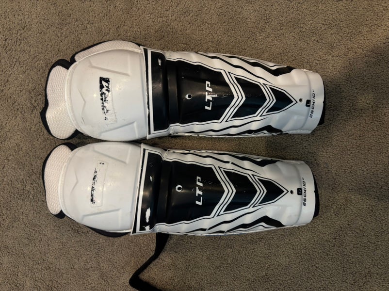 Youth CCM LTP 10" Shin Pads (Used)