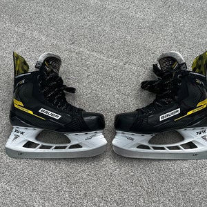 Bauer Supreme M3 Hockey Skates Regular Width 8 (Used)