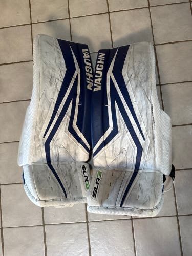 28" Vaughn SLR3 Pro Goalie Leg Pads (Used)