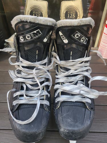 2024 CCM Super Tacks 652 Hockey Skates Regular Width 8.5 (Used)