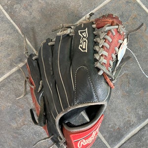 Black Rawlings R9 RH Outfield Baseball Glove 11.75" (Used)