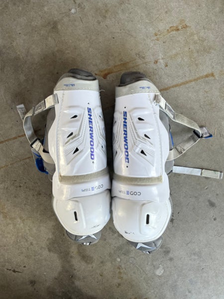 Sherwood Code TMP 1 Hockey Player Shin Guards