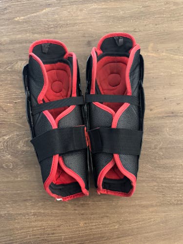 Junior CCM JetSpeed FT350 11" Shin Pads (Used)