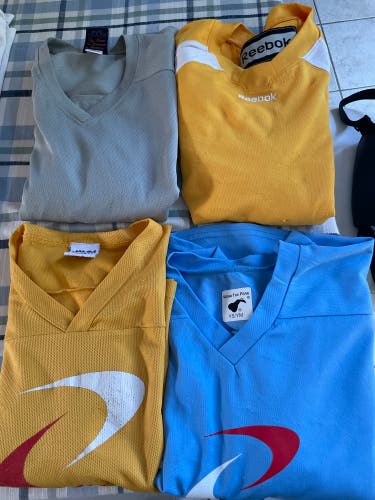 Small / Medium Kids Unisex Jersey (Used)