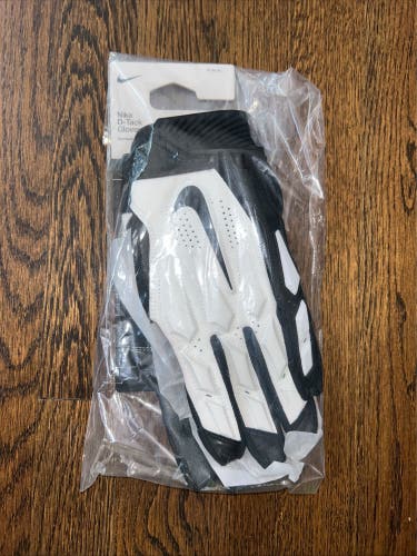 White Adult Medium Nike D-Tack 7.0 Football Gloves New