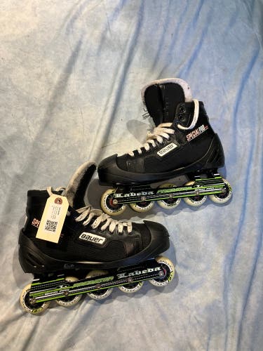 Senior Bauer Goalie Inline Skates Regular Width Size 7 (Used)